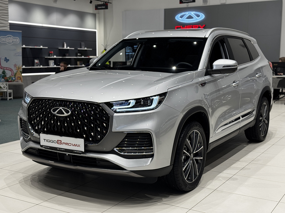 Chery Tiggo 8 Pro Max Ultimate 4WD, серебряный