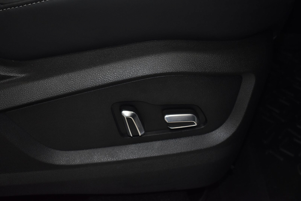 Chery Tiggo 8 Pro Max Ultimate 4WD, белый