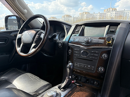 Infiniti QX80 Hi-tech, 2014 года, пробег 148396 км