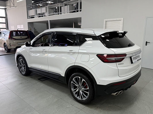 Geely Coolray Flagship, 2021 года, пробег 31000 км