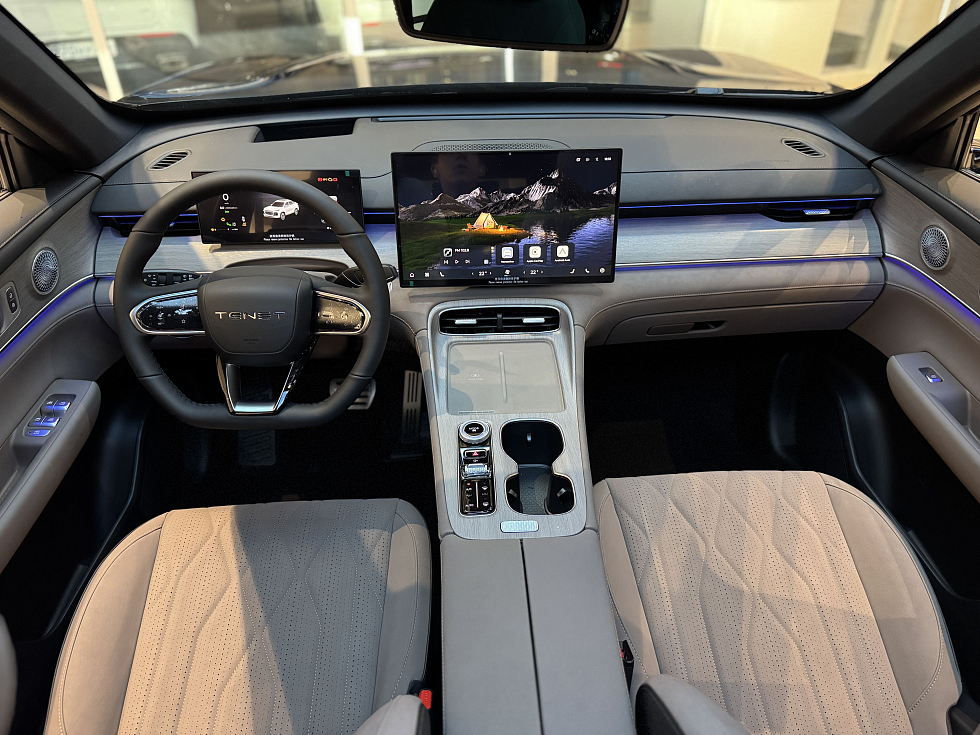 TENET T8 Прайм 4WD, зеленый