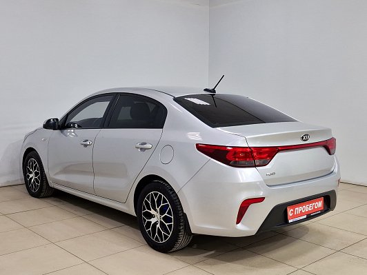 Kia Rio Luxe RED Line, 2017 года, пробег 143070 км