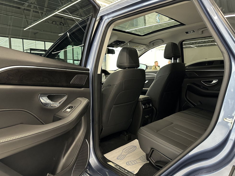 Jetour X90+ Премиум 7 мест, серый