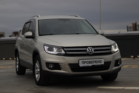 Volkswagen Tiguan Avenue, 2011 года, пробег 210000 км