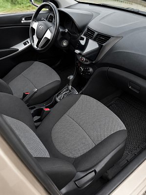 Hyundai Solaris Active, 2011 года, пробег 196956 км