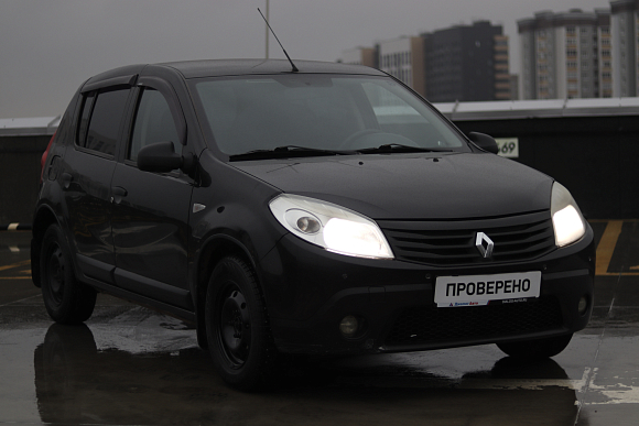 Renault Sandero, 2011 года, пробег 273313 км