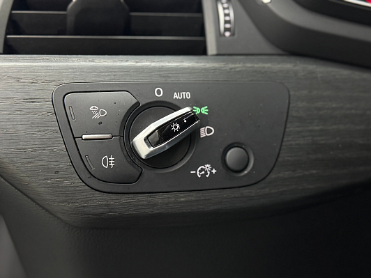 Audi A4 Advance 35 TFSI S tronic, 2015 года, пробег 131310 км