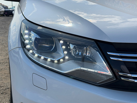 Volkswagen Tiguan Avenue, 2011 года, пробег 188000 км