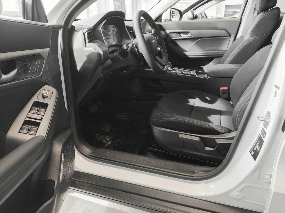 Haval Jolion Оптимум, белый