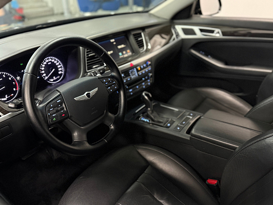 Hyundai Genesis Advance, 2016 года, пробег 114600 км