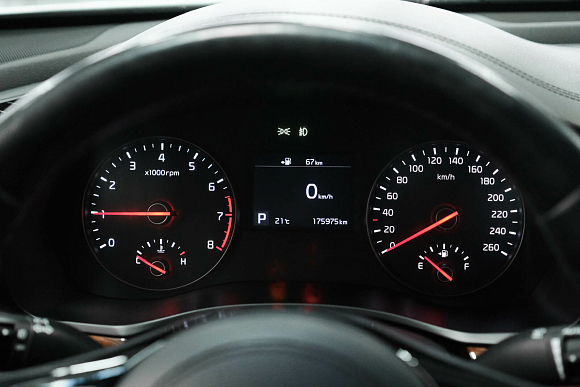 Kia K7, 2016 года, пробег 175974 км