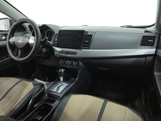 Mitsubishi Lancer, 2010 года, пробег 213500 км