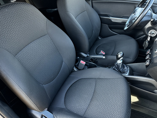 Kia Rio Comfort Аудио, 2017 года, пробег 135000 км