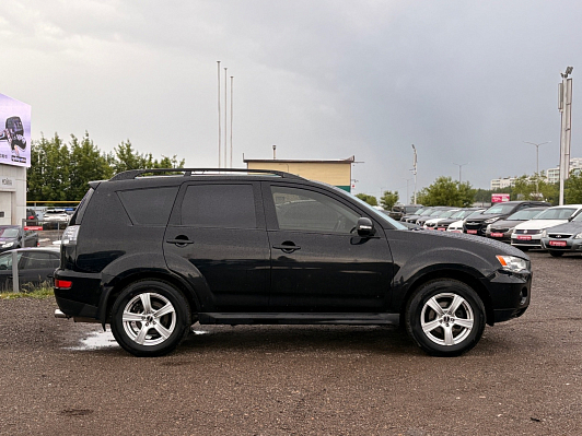 Mitsubishi Outlander Intense, 2011 года, пробег 246279 км