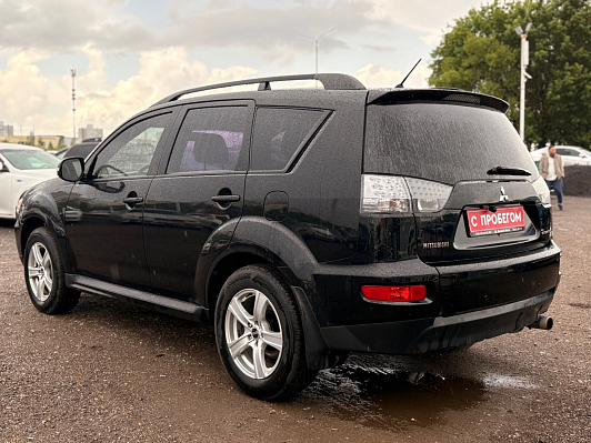 Mitsubishi Outlander Intense, 2011 года, пробег 246279 км