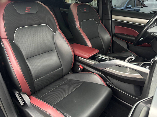 Geely Coolray Flagship, 2021 года, пробег 140055 км