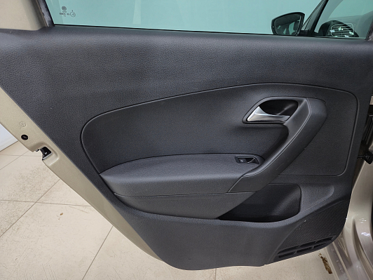Volkswagen Polo SELECT, 2019 года, пробег 78162 км