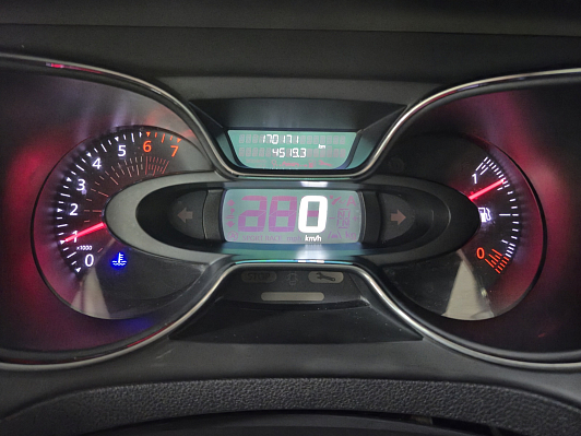 Renault Kaptur Drive, 2017 года, пробег 170146 км