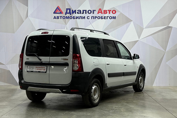 Lada (ВАЗ) Largus Luxe (7 мест), 2019 года, пробег 176635 км