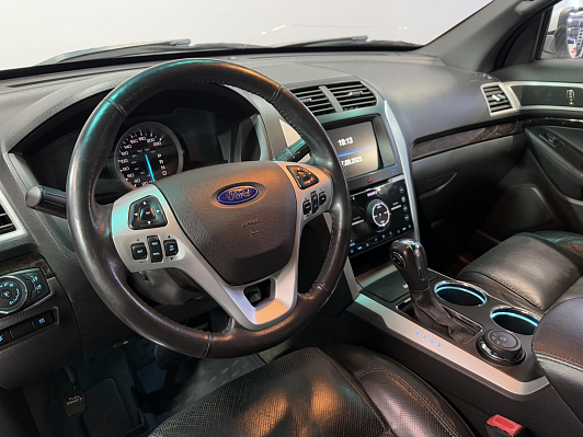 Ford Explorer, 2013 года, пробег 188000 км