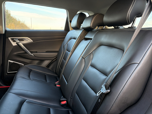 Geely Atlas Люкс (2019-2020), 2018 года, пробег 124912 км