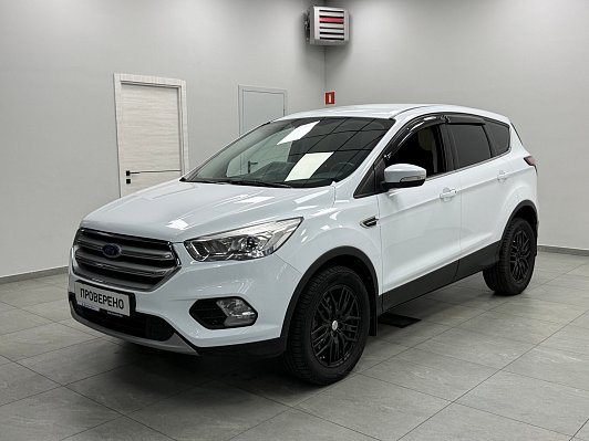 Ford Kuga Titanium, 2017 года, пробег 89901 км