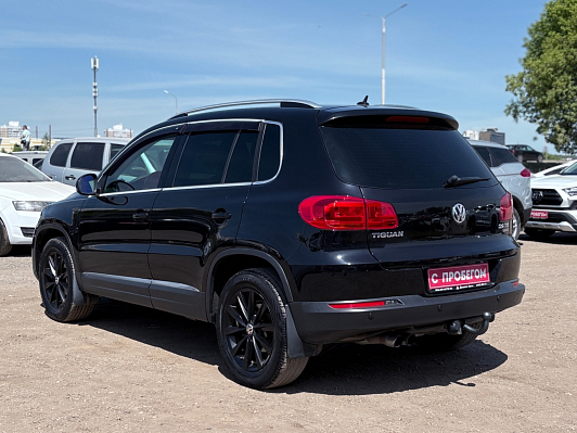Volkswagen Tiguan Adventure, 2012 года, пробег 247062 км