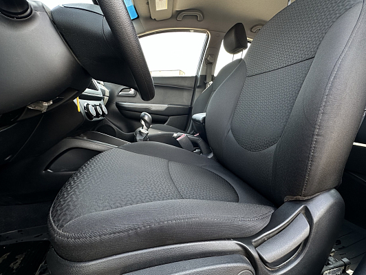 Kia Rio Comfort, 2015 года, пробег 75000 км