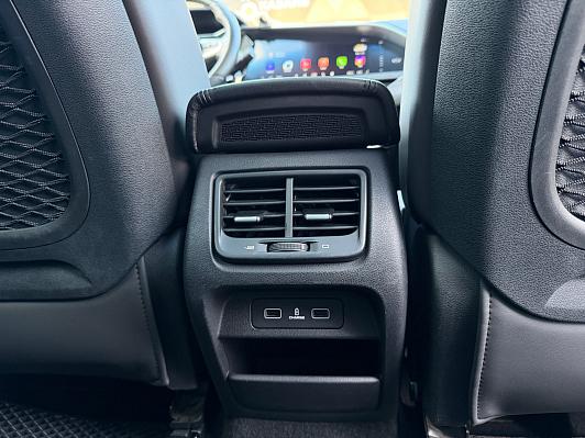 Geely Tugella, 2019 года, пробег 64064 км