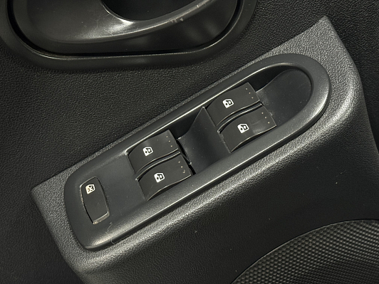 Renault Duster Luxe Privilege, 2013 года, пробег 177281 км