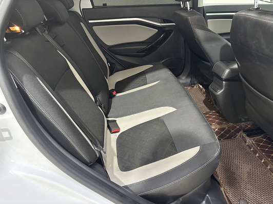 Lada (ВАЗ) Vesta Luxe, 2020 года, пробег 137600 км