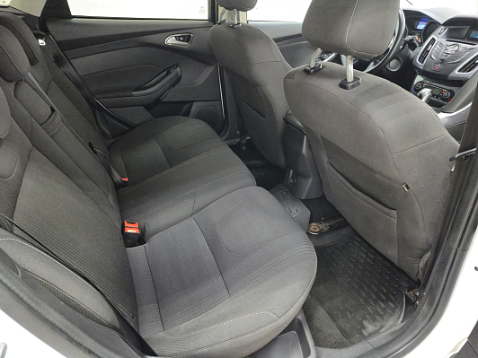 Ford Focus, 2013 года, пробег 276354 км