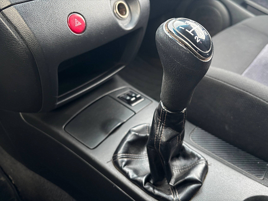 Mitsubishi Outlander, 2004 года, пробег 229370 км