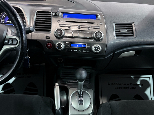Honda Civic, 2010 года, пробег 217000 км