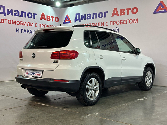 Volkswagen Tiguan Trend&Fun, 2013 года, пробег 302000 км
