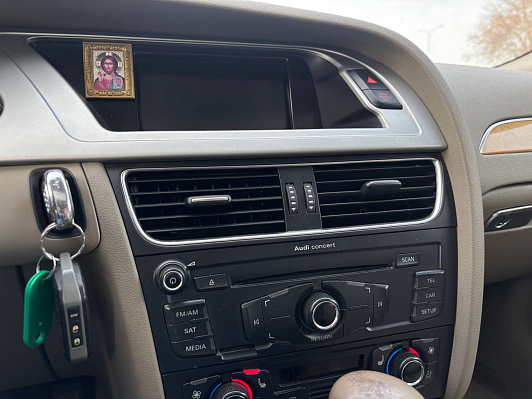 Audi A4, 2010 года, пробег 219615 км