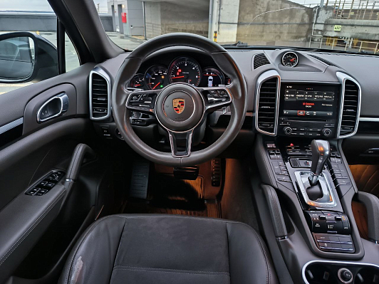 Porsche Cayenne Diesel Platinum Edition, 2017 года, пробег 153000 км