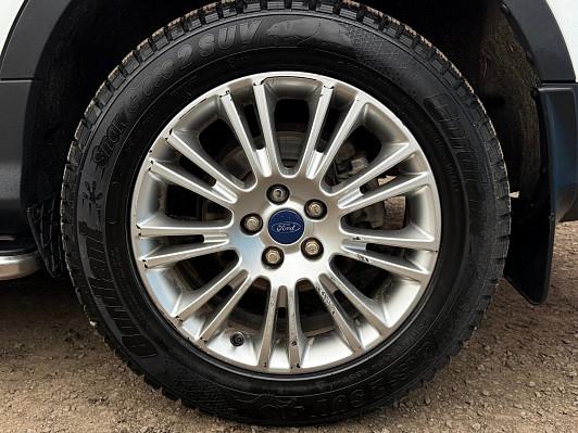 Ford Kuga Titanium, 2014 года, пробег 130486 км