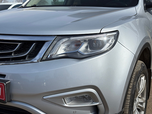 Geely Atlas Luxury, 2021 года, пробег 30000 км