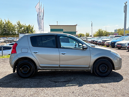 Renault Sandero Prestige, 2012 года, пробег 325322 км