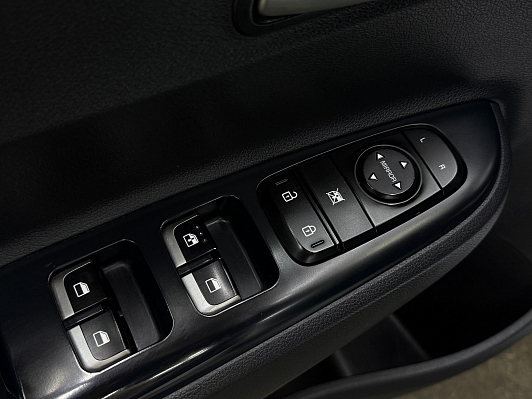 Kia Rio Luxe, 2018 года, пробег 125338 км
