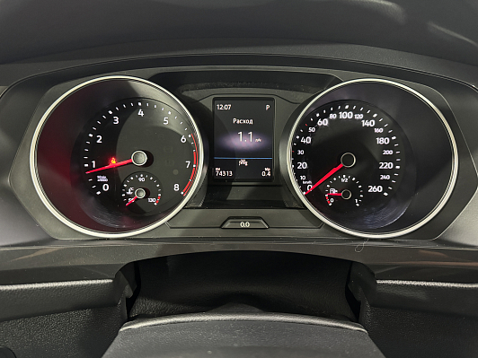 Volkswagen Tiguan CONNECT, 2019 года, пробег 74309 км