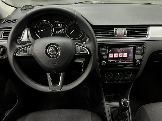Skoda Rapid Active, 2017 года, пробег 148618 км