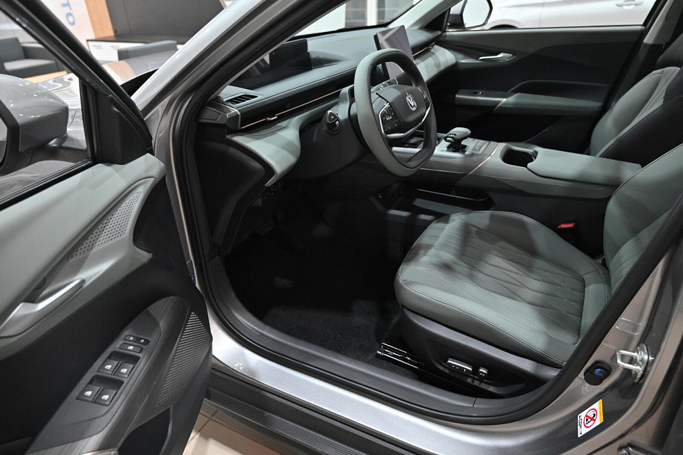 Changan Lamore Техно, серый