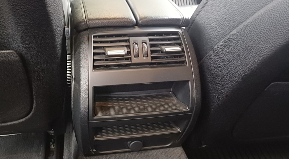 BMW 5 серии, 2016 года, пробег 235039 км