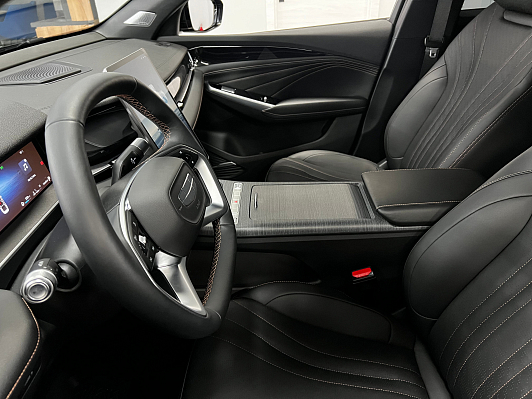 Geely Preface Флагман, 2024 года, пробег 5500 км