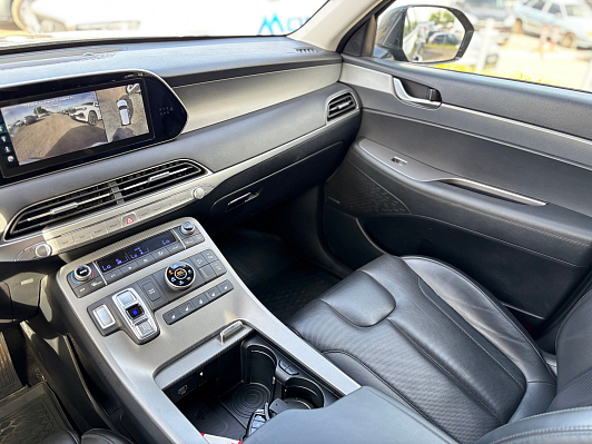 Hyundai Palisade Prestige (8 мест) + Smart Sense, 2021 года, пробег 193060 км