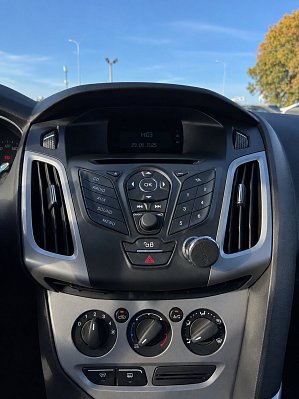Ford Focus SYNC Edition, 2014 года, пробег 248000 км