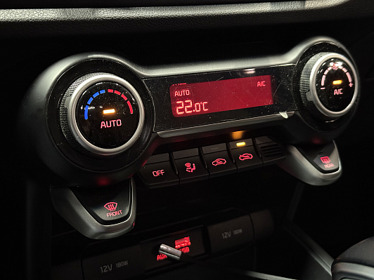 Kia Rio, 2019 года, пробег 69000 км