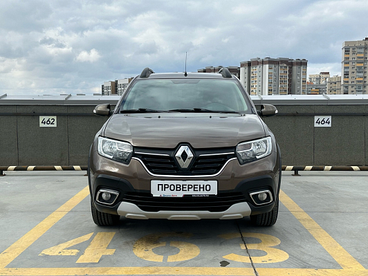 Renault Sandero Stepway Drive, 2021 года, пробег 54000 км